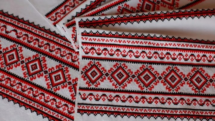 Українська вишивка: коротка історія, традиційні орнаменти та символізм кольорів