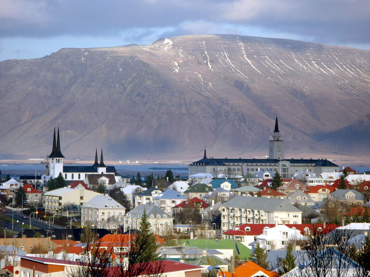 17 червня – День проголошення Республіки Ісландія