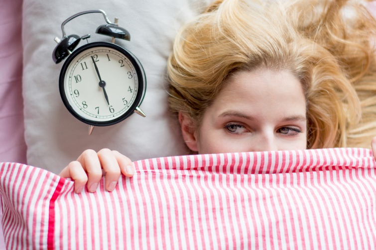 Жінкам треба спати більше, ніж чоловікам. Їхній мозок працює напруженіше
