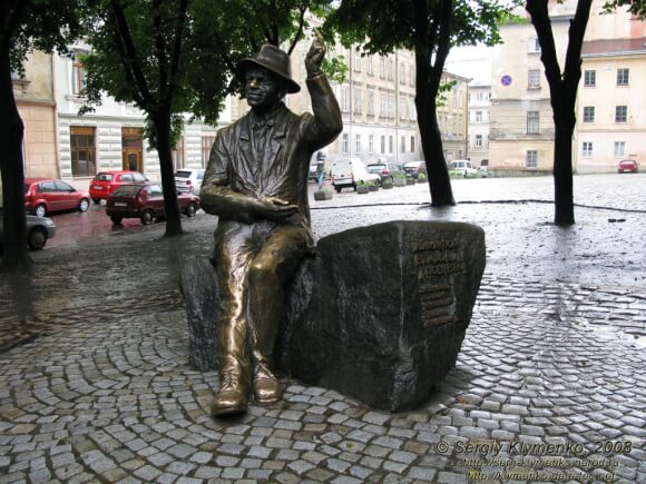 Знамениті пам’ятники Львова, які виконують бажання та мрії