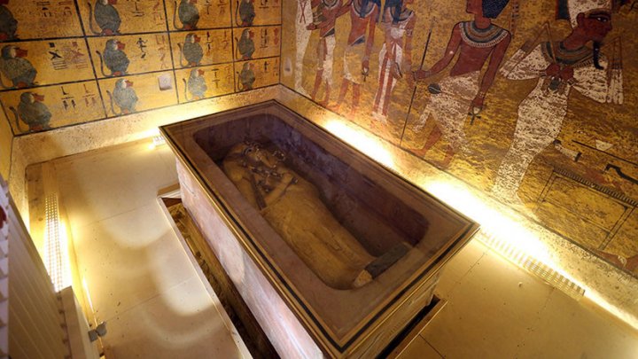 Цього дня була виявлена гробниця фараона Тутанхамона в Єгипті