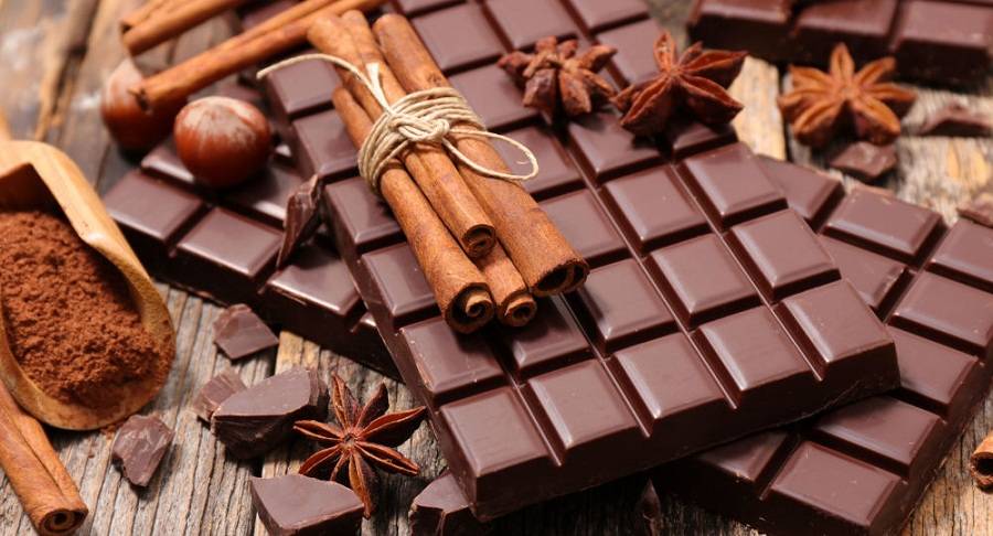 Вчені: Шоколад захищає від серцевих захворювань і діабету