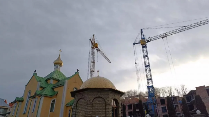 Церковний бізнес по-тернопільськи: землю виділяють храмам — а там будують багатоповерхівки