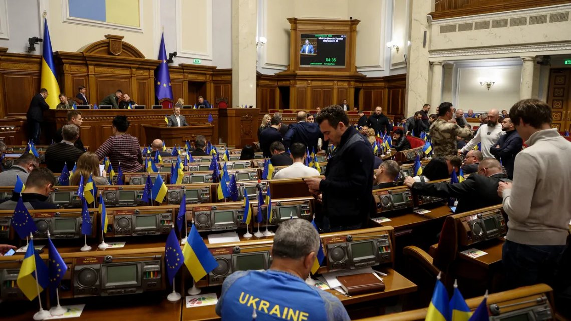 Зеленський про ратифікацію угоди із США: Тим, хто налаштований це не робити, слід скасувати візи до Сполучених Штатів